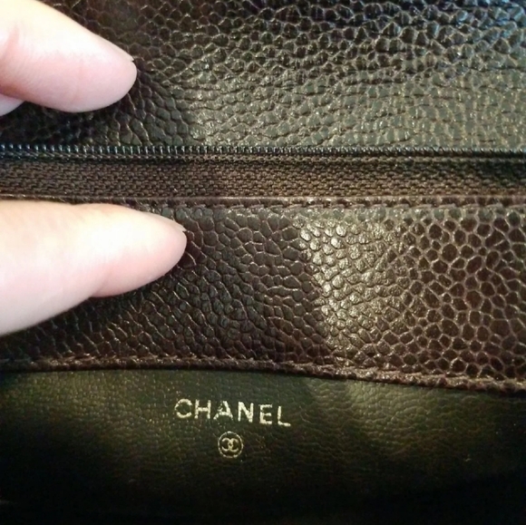 Very Rare! Authentic Chanel Makeup Bag - Picture 4 of 12